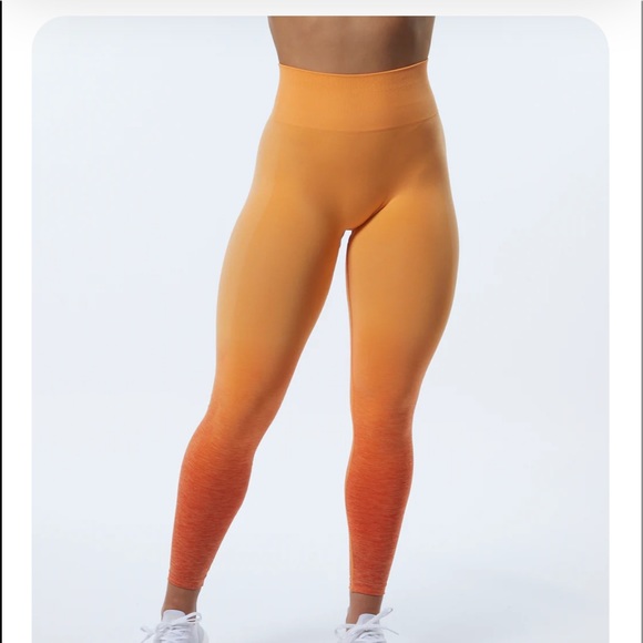 Alphalete Ombré Legging Day Tripper Orange - Picture 3 of 8
